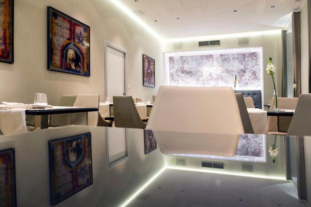 Hotel Repubblica 55 Biella Buitenkant foto